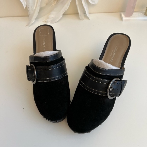 Liz Claiborne Black Suede Clogs - Picture 10 of 16